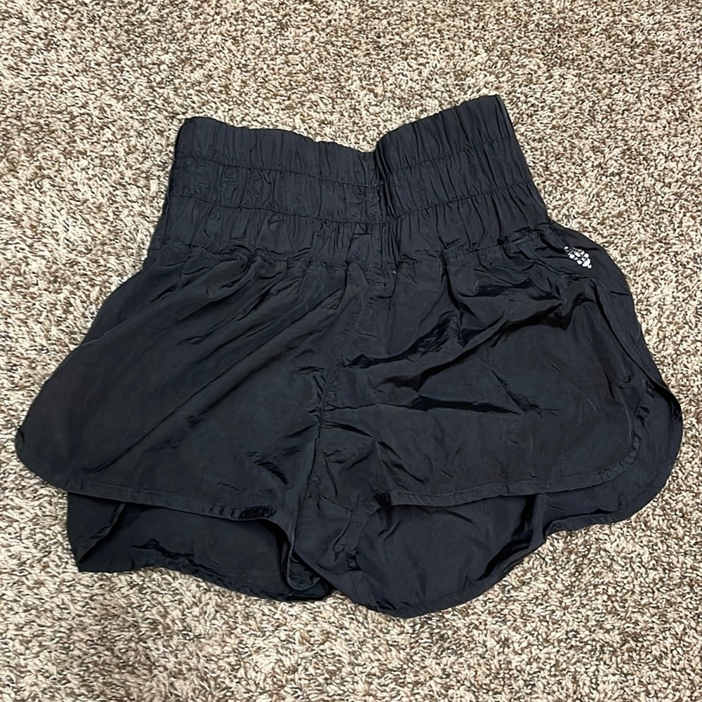 The way home shorts in black